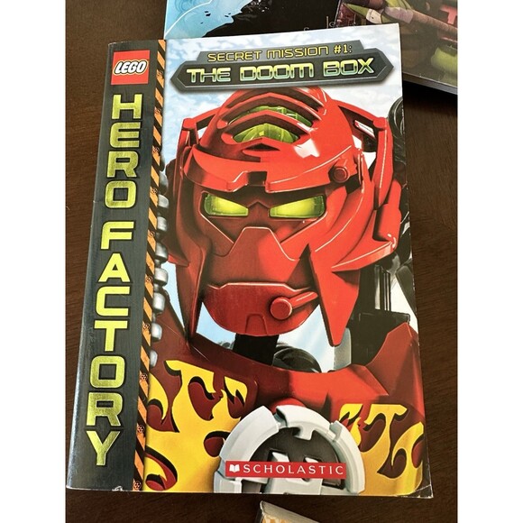 Lot (7) Boy's Illustrated TMNT Lego Comic Marvel Chapter Books Reading Star Wars - Picture 6 of 16